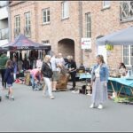 Rommelmarkt Oosterzele blijft succesnummer op Sinksenkermis.