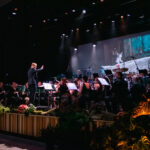 Lenteconcert ‘Over Water’ van Harmonie St. Cecilia Erpe met Philippe Robbrecht in Cultuurhuis EMotia.