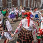 De Pikkeling zoekt nog gastgezinnen voor internationale dansgroepen deze zomer.