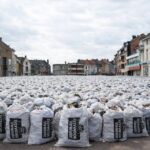 6.000ste zwerfvuilzak gevuld: hulde aan de Ninoofse zwerfvuiljagers voor jarenlange inzet.