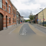 Privéwerken nemen deel van Hogeweg in Erembodegem in: verkeer volgt voorrangsregeling.