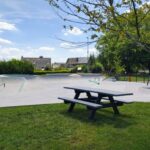 Houtems skatepark helemaal zomerklaar: meer groen, extra comfort en gratis zonnecrème voor bezoekers.