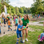 Erpe-Mere zet grote stap richting inclusieve vakanties met nieuw kamp voor kinderen met een beperking.
