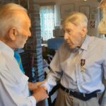 Denis Van den Berge gehuldigd voor 50 jaar inzet bij Nationale Strijdersbond Groot-Zottegem.