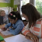 Zomerschool in Wetteren combineert leren, ontspanning en mentaal welzijn voor 65 kinderen.
