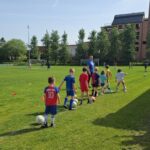 Lokaal Bestuur Geraardsbergen investeert in de toekomst van het jeugdvoetbal: twee kunstgrasvelden als eerste stap.