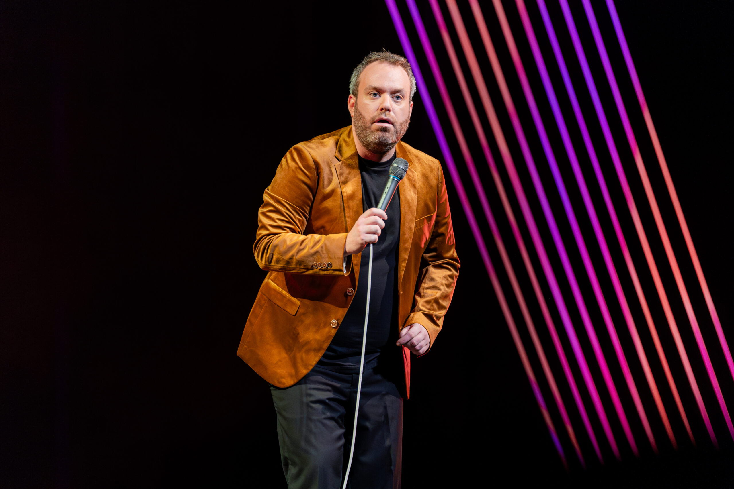 Comedian Jens Dendoncker komt wegens succes met een extra voorstelling naar De Steenoven Herzele.