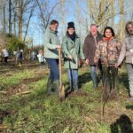 10-jarig bestaan natuurgebied Geelstervallei in Lede gevierd met 1000 nieuwe boompjes, goed voor een halve hectare extra bos.