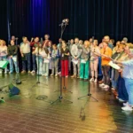 Feestlied 1000 jaar Lede ingezongen.