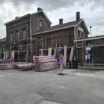 Werken aan station Haaltert volop aan de gang.