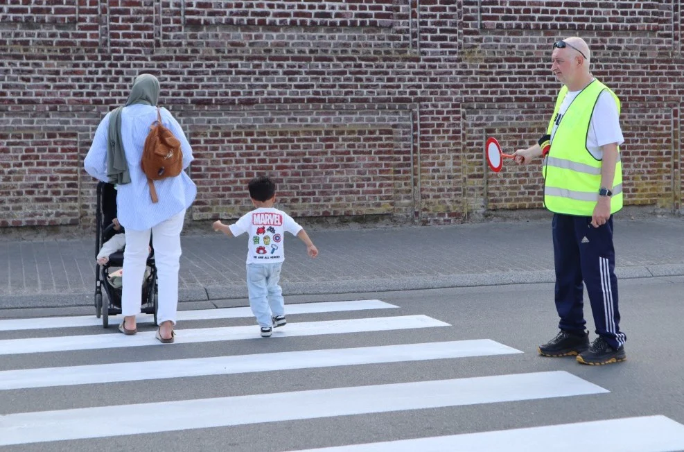 Word jij de held van de schoolpoort? Word gemachtigd opzichter in Erpe-Mere of Lede!