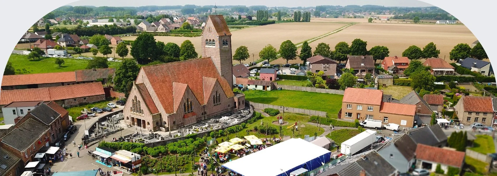 Letterhoutem Feest 2025: drie dagen lang puur dorpsplezier met muziek, motors en nostalgie.