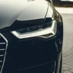 Gemeente Wichelen test afschaffing beurtelings parkeren in aanloop naar wijziging wegcode in 2026.