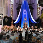 Hemelse avond in Sint-Martinuskerk: Mariaal zangconcert bekroont slot van ‘Bloemen voor #M. 1611.’