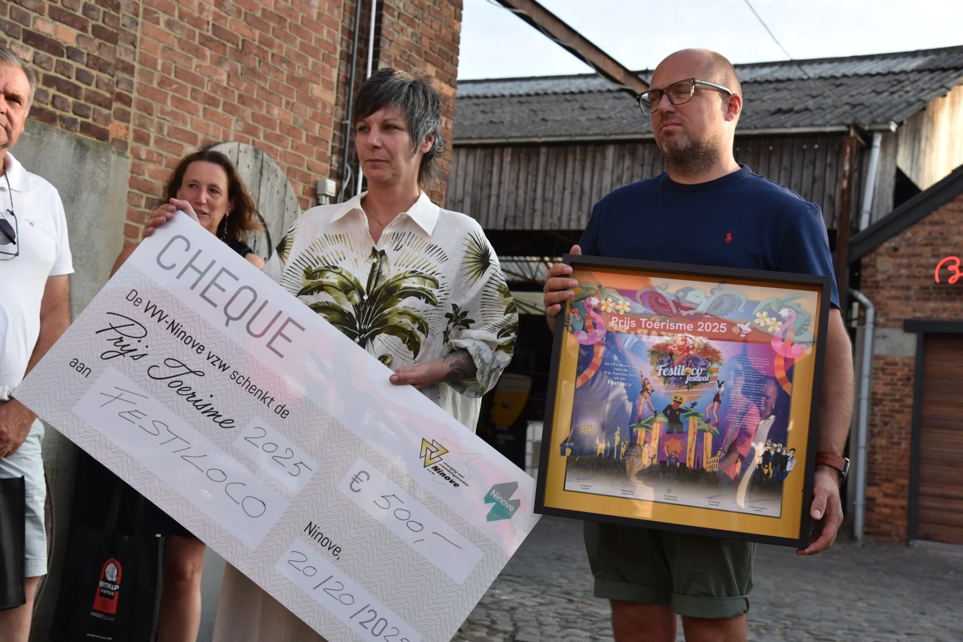 Festiloco sleept Prijs Toerisme 2025 in de wacht: “Toerisme begint waar mensen samen feesten.”