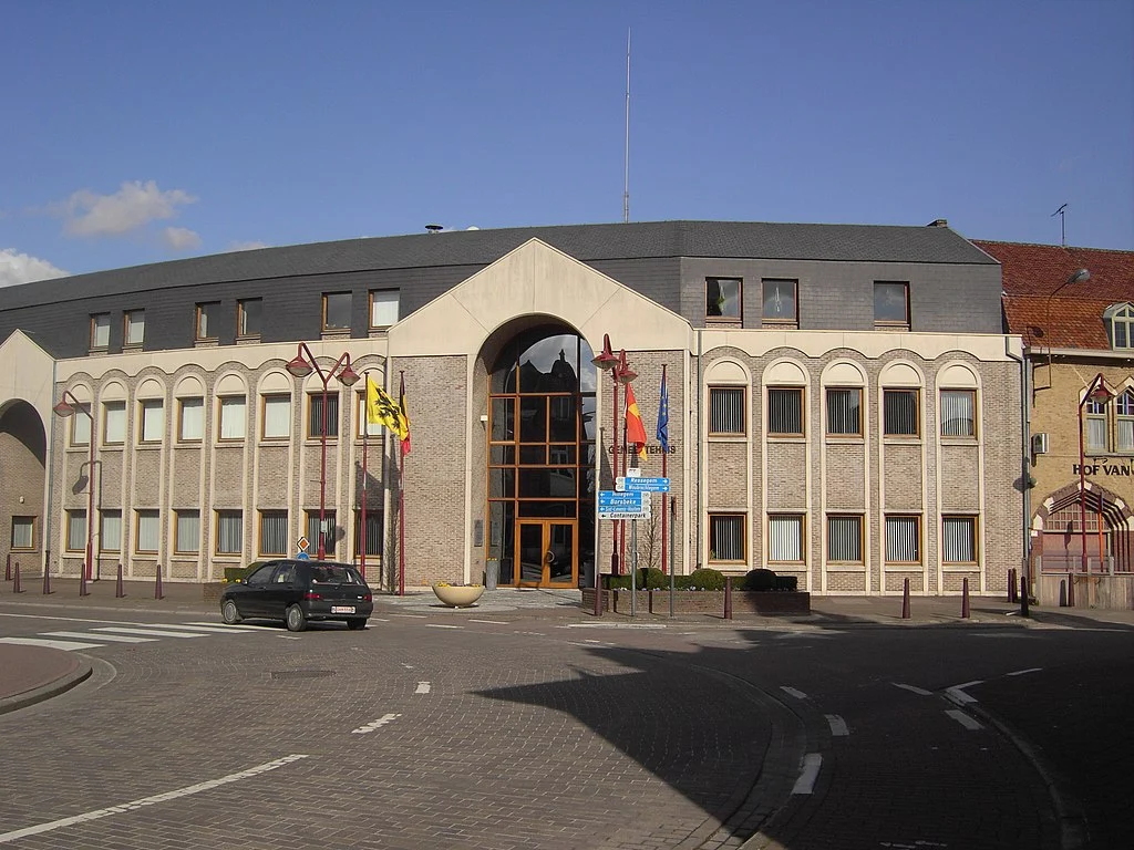 Verkeerssituatie Kampenheuvel in Borsbeke op de gemeenteraad: “Sluipverkeer en hoge snelheden brengen veiligheid in gevaar.”