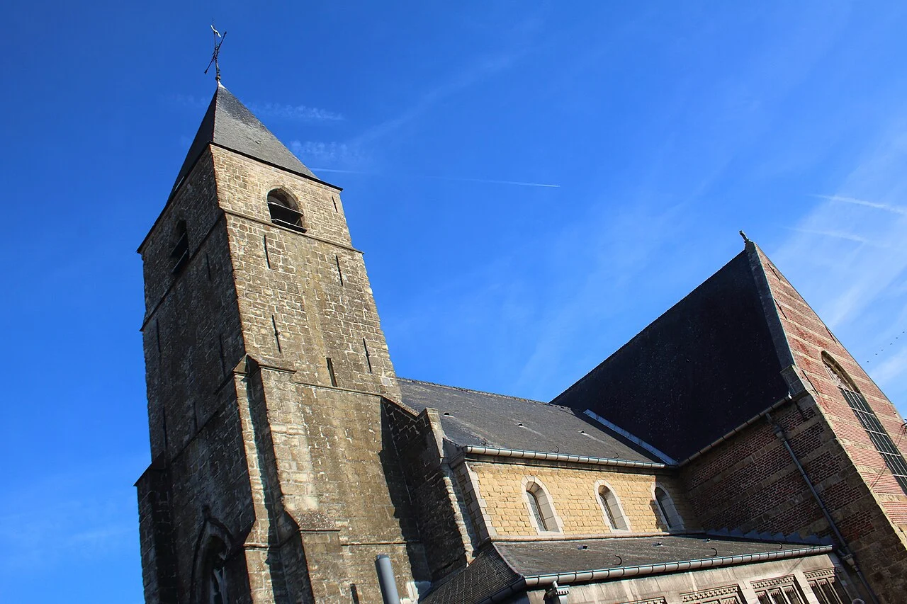 Batig saldo bij kerkfabriek Oombergen, maar Houtemse burgemeester De Knyf zet vraagtekens bij toekomstige steun.