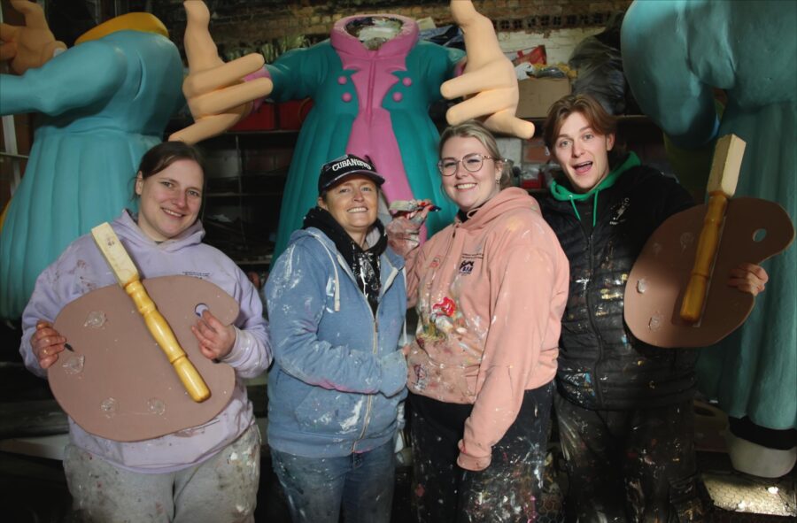 LKV D’engelen klaar voor 26ste stoet: “We eren de Leedse kunstenaars”