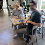 Ontmoeten zonder drempels: inclusief datingdiner in De Combi.