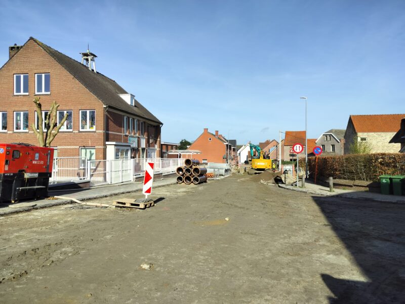 Kruispunt Rodtstraat/Speurtstraat tijdelijk afgesloten: volgende fases heraanleg Oordegemdorp van start.