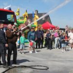 Nieuwe brandweerkazerne Sint-Lievens-Houtem feestelijk ingehuldigd: blik achter de schermen lokt massaal publiek.