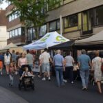 Julikermis in Ninove trekt meteen veel volk: “Avondmarkt is een schot in de roos”