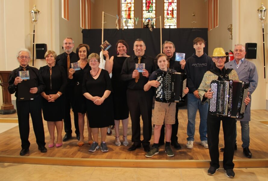 Vijfde aperitiefconcert van Nova et Vetera in de kerk van Bavegem.