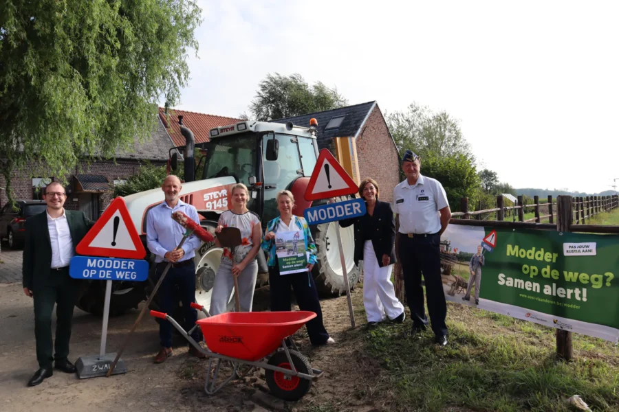 Provincie Oost-Vlaanderen lanceert campagne ‘Modder op de weg? Samen alert!’