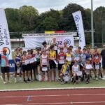 Elias Eeckhout schittert op eerste outdoor BK meerkamp: acht persoonlijke records en knappe zevende plaats in Turnhout.