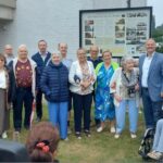Nieuw erfgoedbord brengt rijke geschiedenis van WZC Sint-Jozef in Haaltert tot leven.