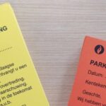 Politie Ninove start opnieuw met gele en rode kaarten tegen foutparkeerders aan schoolpoorten.