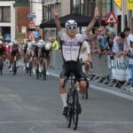 Sven Noels sprint naar zevende seizoenszege in spannende kermiskoers van Nieuw-Houtem.