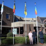 Erpe-Mere hijst de vredesvlag naar aanleiding van Internationale Dag van de Vrede.