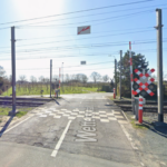 Nieuwe spoorbrug moet overweg in Wettersstraat vervangen.