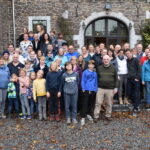 Familie Van Nimmen viert vijftigste familieweekend: halve eeuw familietraditie brengt 86 familieleden samen.