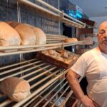 Massemen verliest zijn laatste warme bakker: na 43 jaar gaat de oven bij Bakkerij Dirk definitief uit.