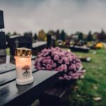 Muzikale momenten van troost op vier begraafplaatsen op 1 november.
