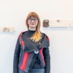 Aalsterse kunstenares maakt kunst van weggegooid plastic en dingt mee naar Nationale Expo.