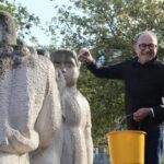 Standbeeld priester Daens krijgt grondige poetsbeurt in Aalst.