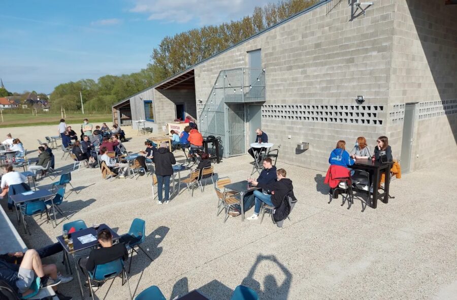 Jeugd Welle haalt de jaren 80 en 90 opnieuw naar het jeugdcentrum Pingie.
